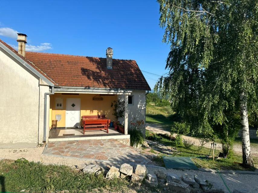 Gasthaus Gazdinstvo Tadic Nikšić Exterior foto